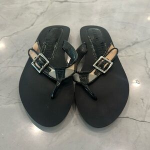 Burberry flip Flops